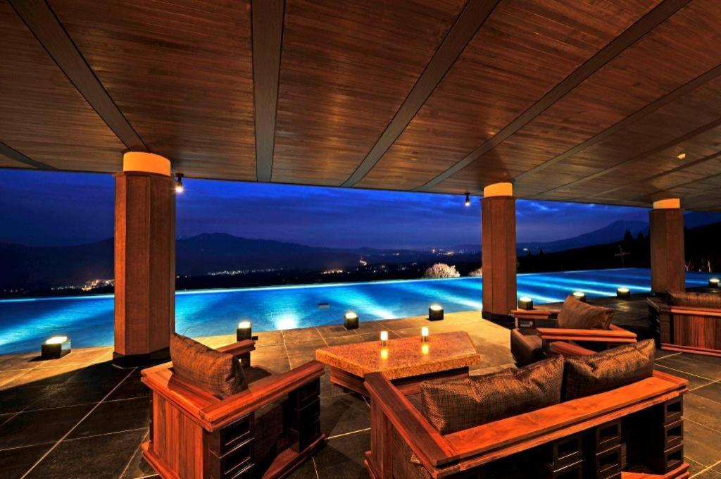 Akakura Kanko Hotel Myoko Exteriör bild