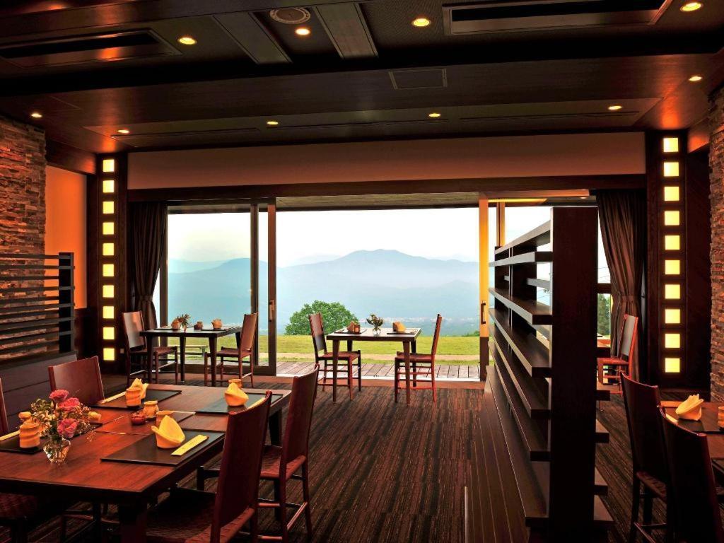 Akakura Kanko Hotel Myoko Exteriör bild