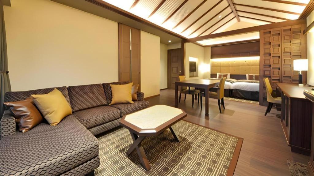 Akakura Kanko Hotel Myoko Exteriör bild