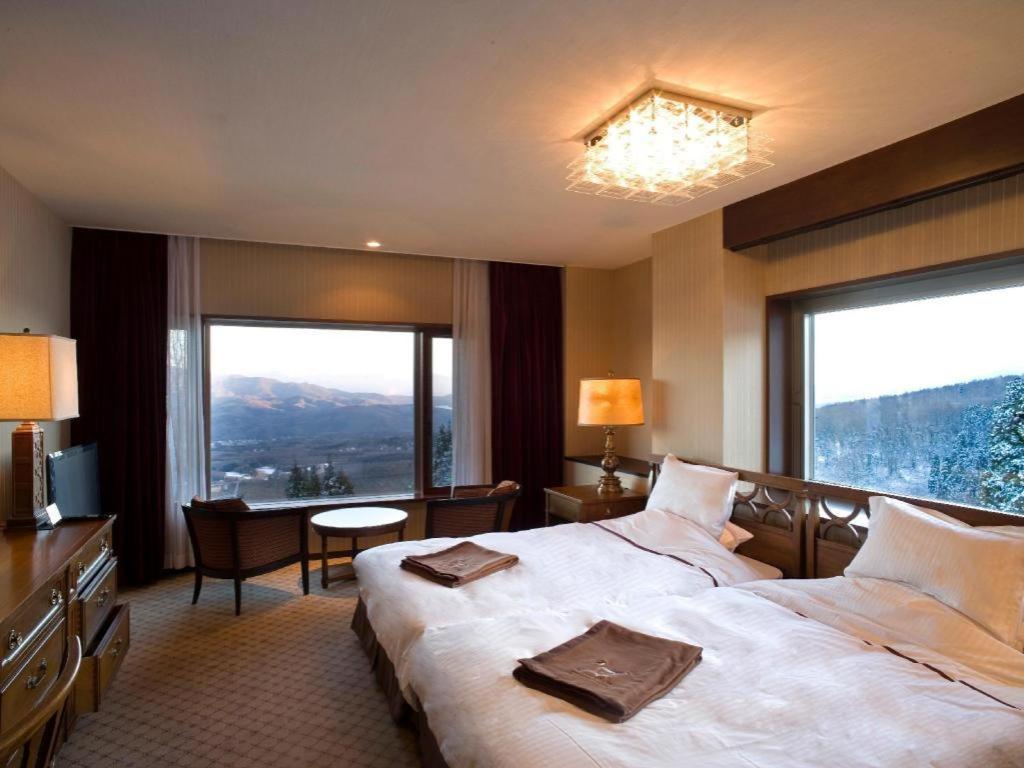 Akakura Kanko Hotel Myoko Exteriör bild